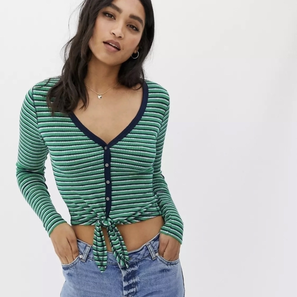 Abercrombie & Fitch V-Neck Green Striped Ribbed Long Sleeves Crop Top Size M - Picture 1 of 7